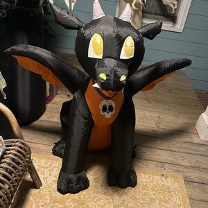 Home Accents Gemmy Airblown Inflatable 4ft Black‎ and Orange Winged Dragon